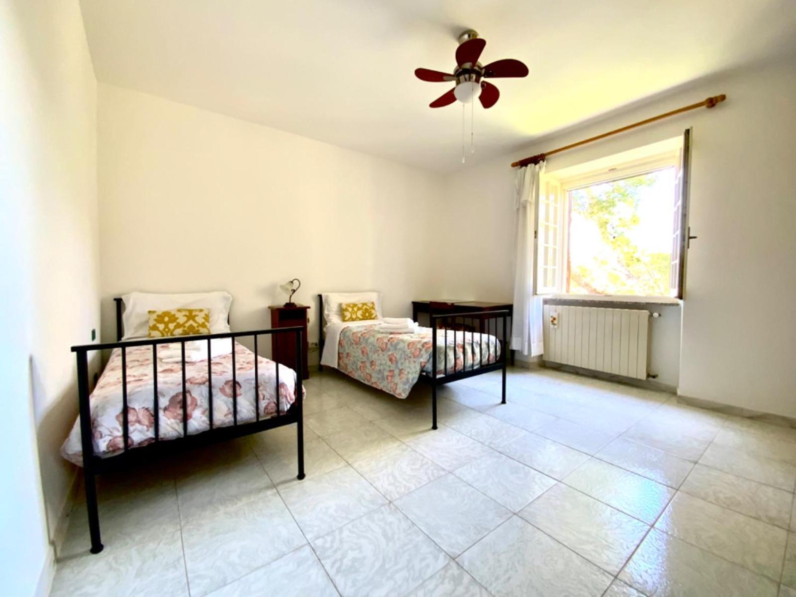 Aragonite Azzurra Casa Vacanza Гоннеза Экстерьер фото